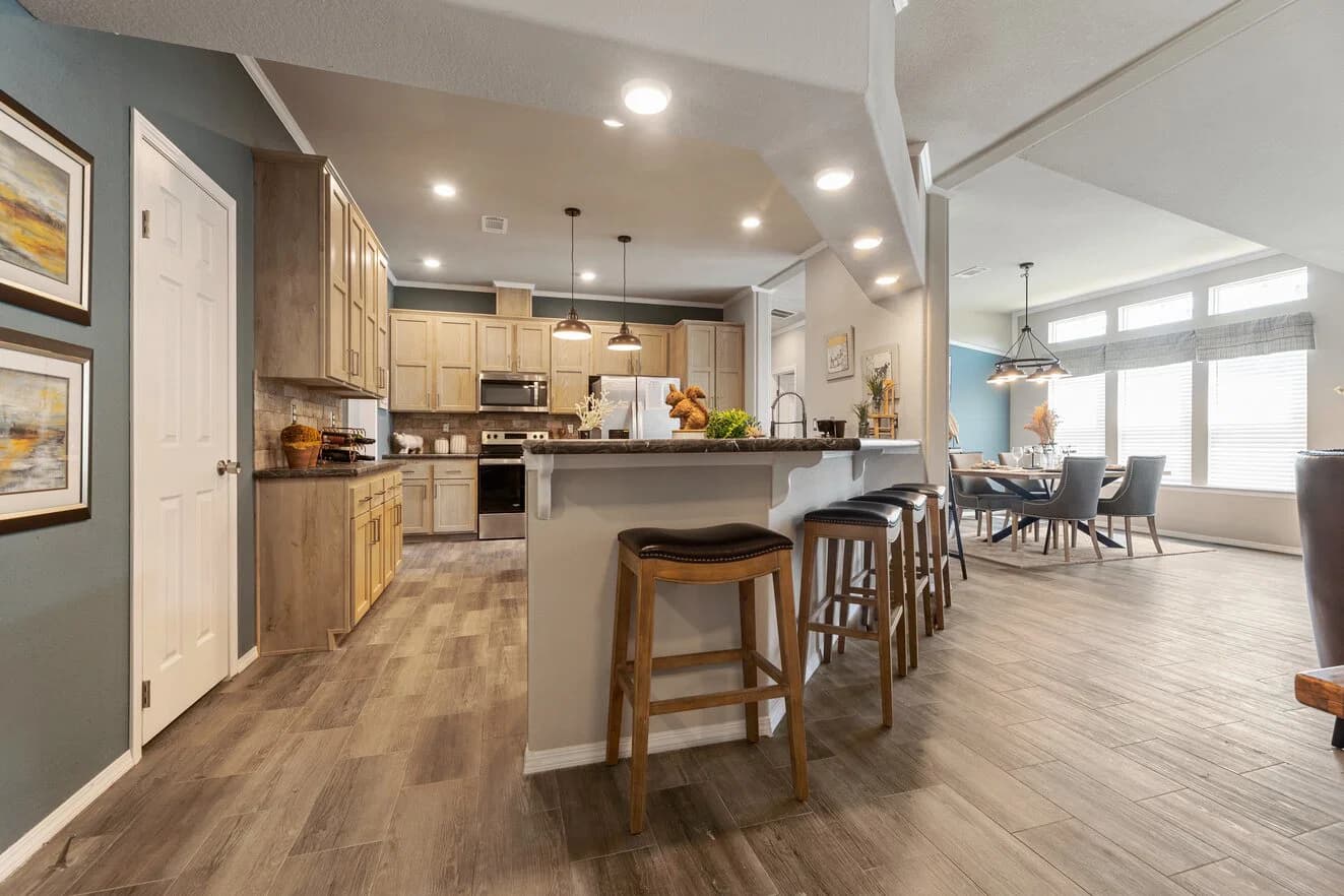 Hacienda 41604a kitchen home features