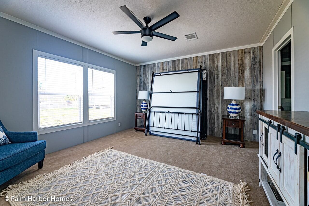 Fantasy island 28543f bedroom home features