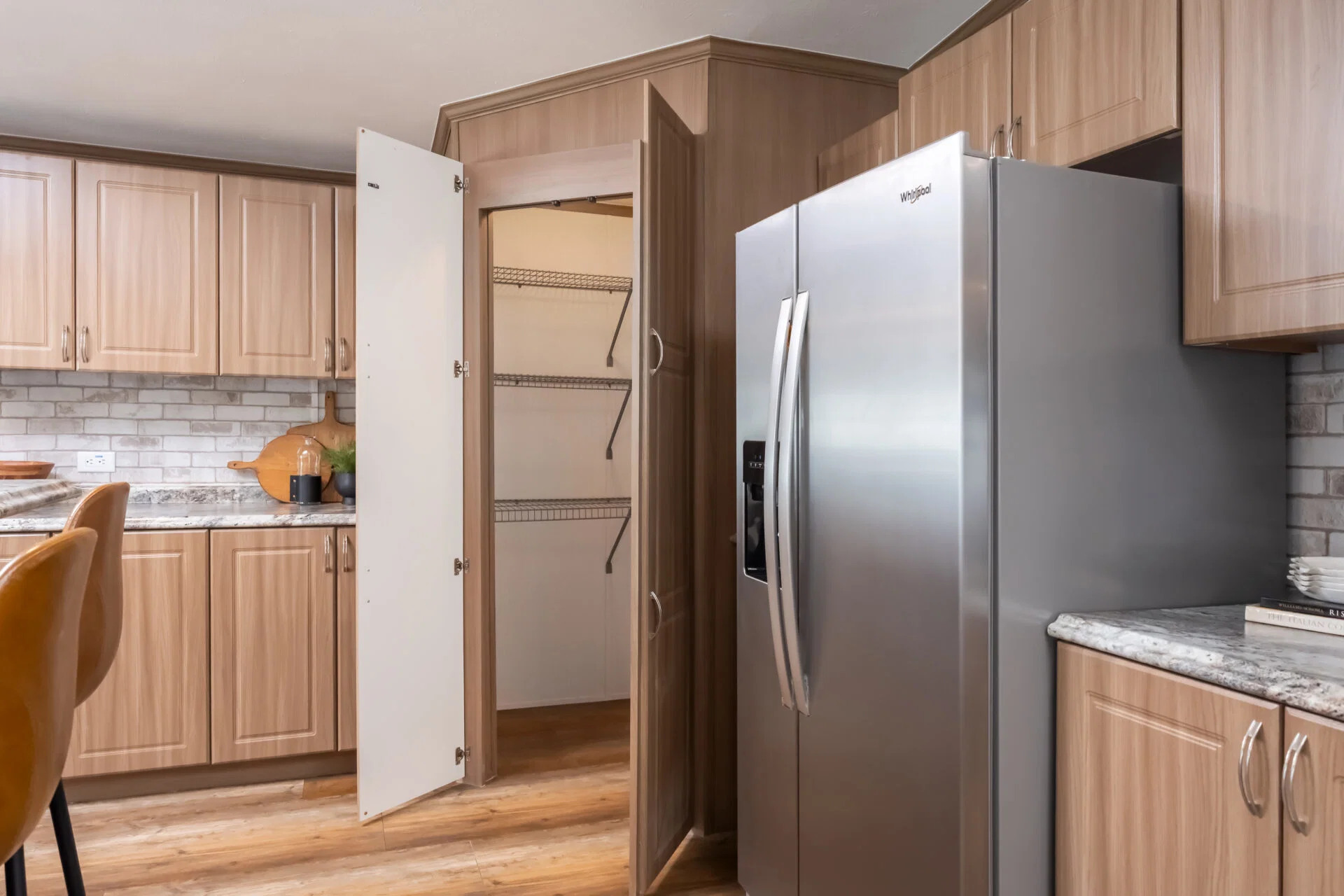 Heritage h-3264-32ap kitchen home features
