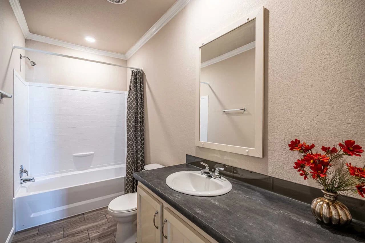 Urban homestead 28563c bathroom home features