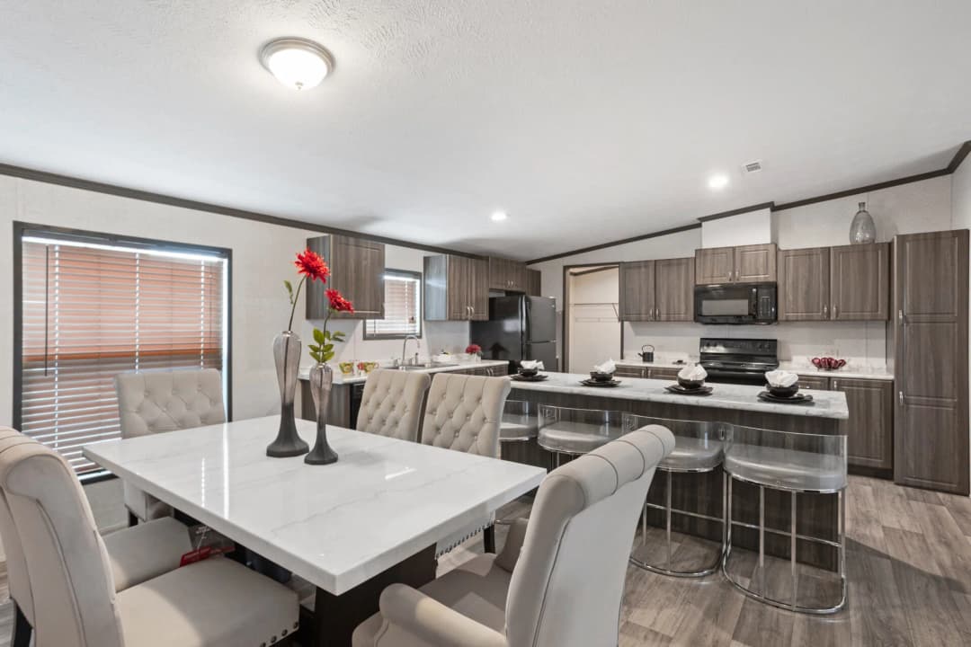 Classic c-3252-32d kitchen home features