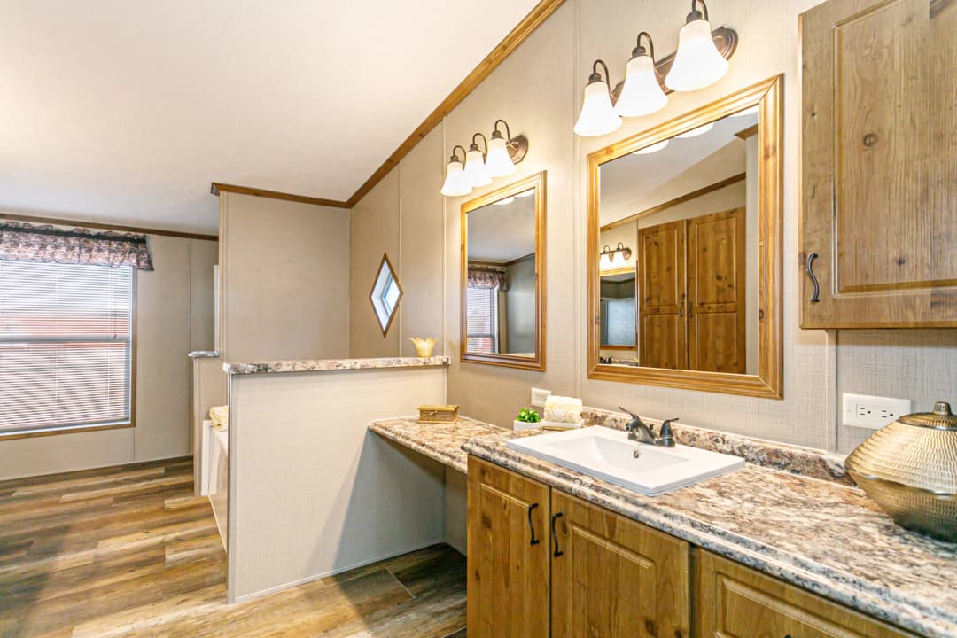 Doublewide h-3672-43a bathroom home features
