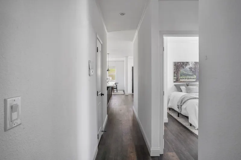 Starbird interior home features
