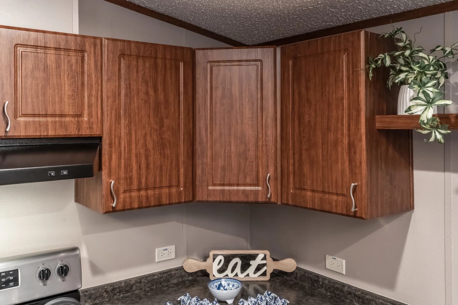 Heritage h-1664-32c kitchen home features