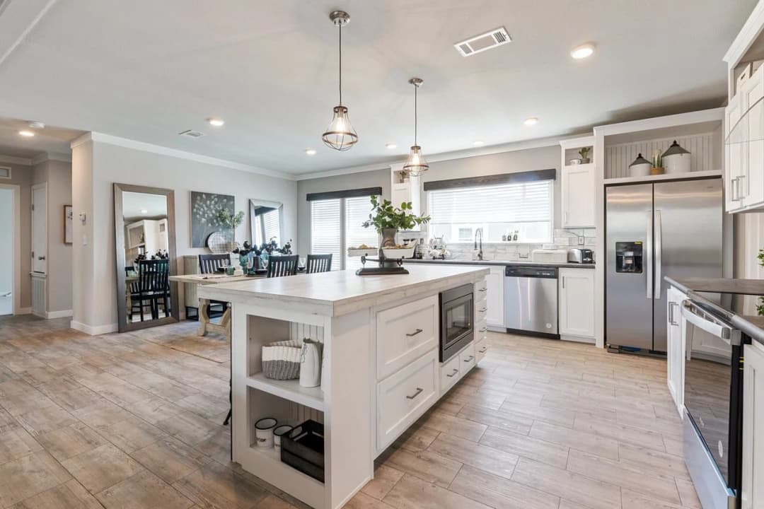 Urban value 32563a kitchen home features