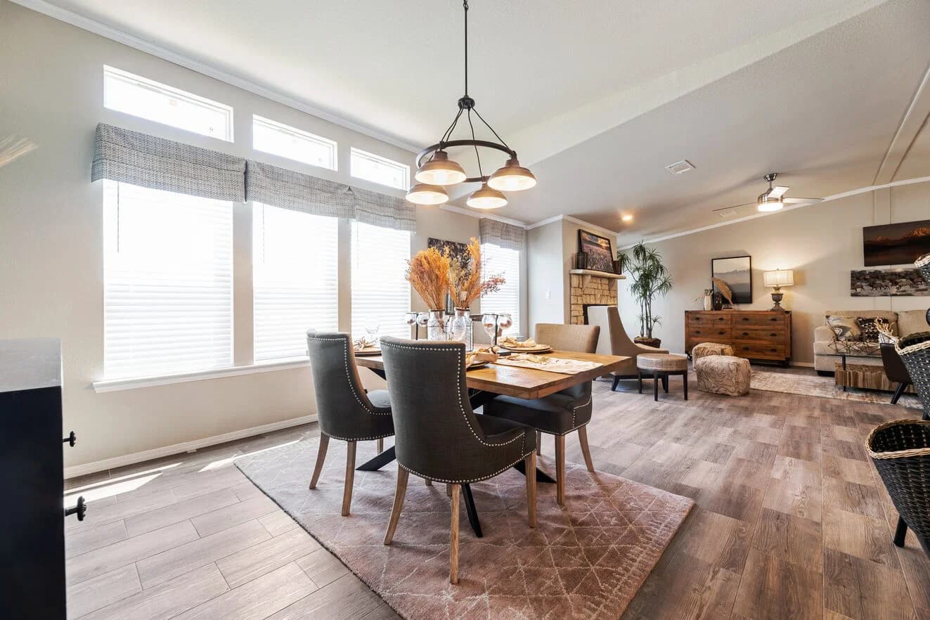 Hacienda 41604a interior home features