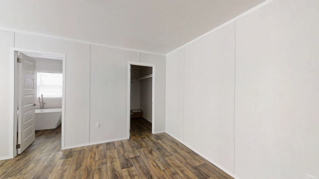 The matthew bedroom home features