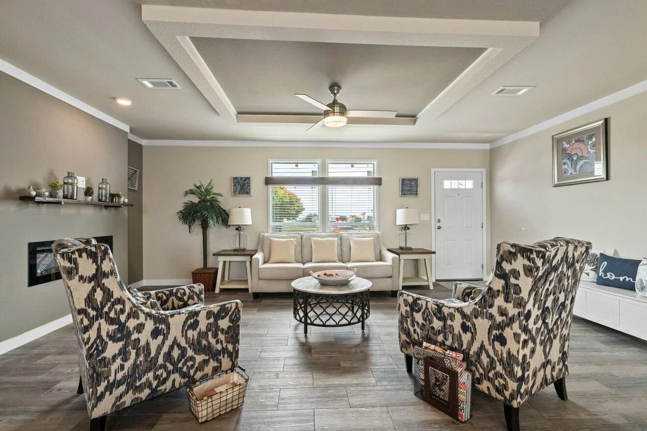 El rancho 32764a interior home features