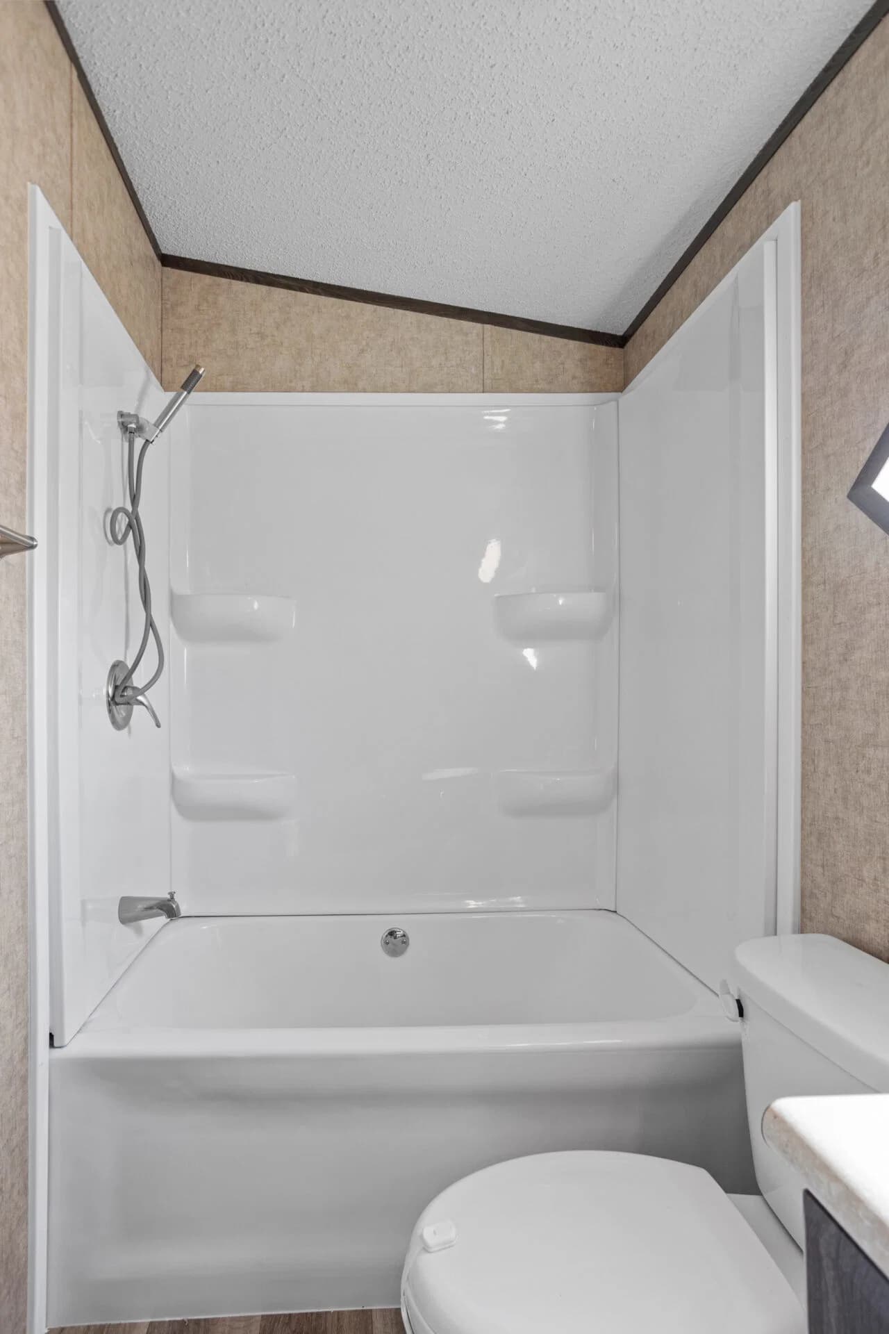 Classic c-1680-32d bathroom home features