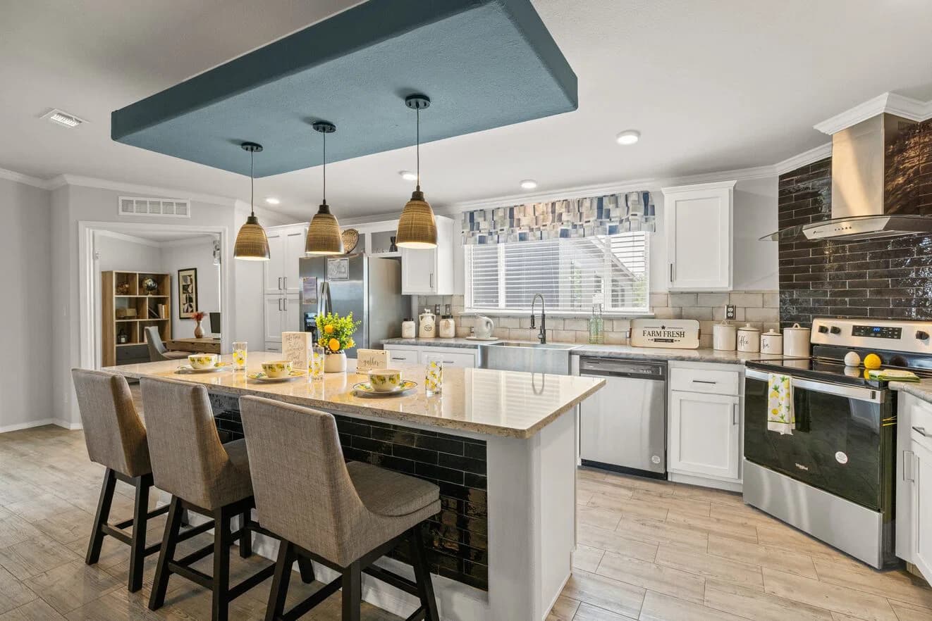La belle 41764d kitchen home features