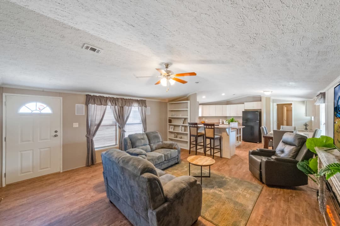 Classic c-1880-32f interior and hero home features