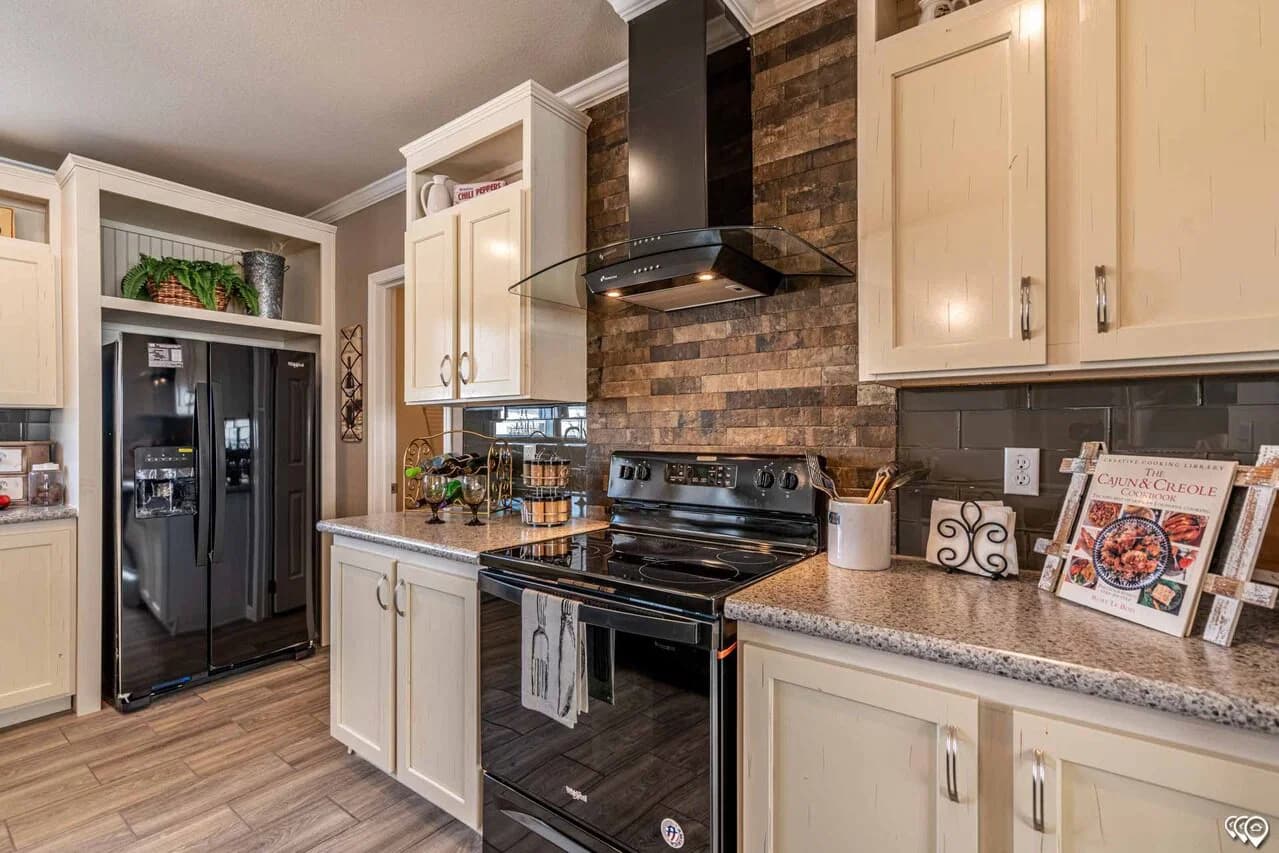 Urban homestead 28563c kitchen home features
