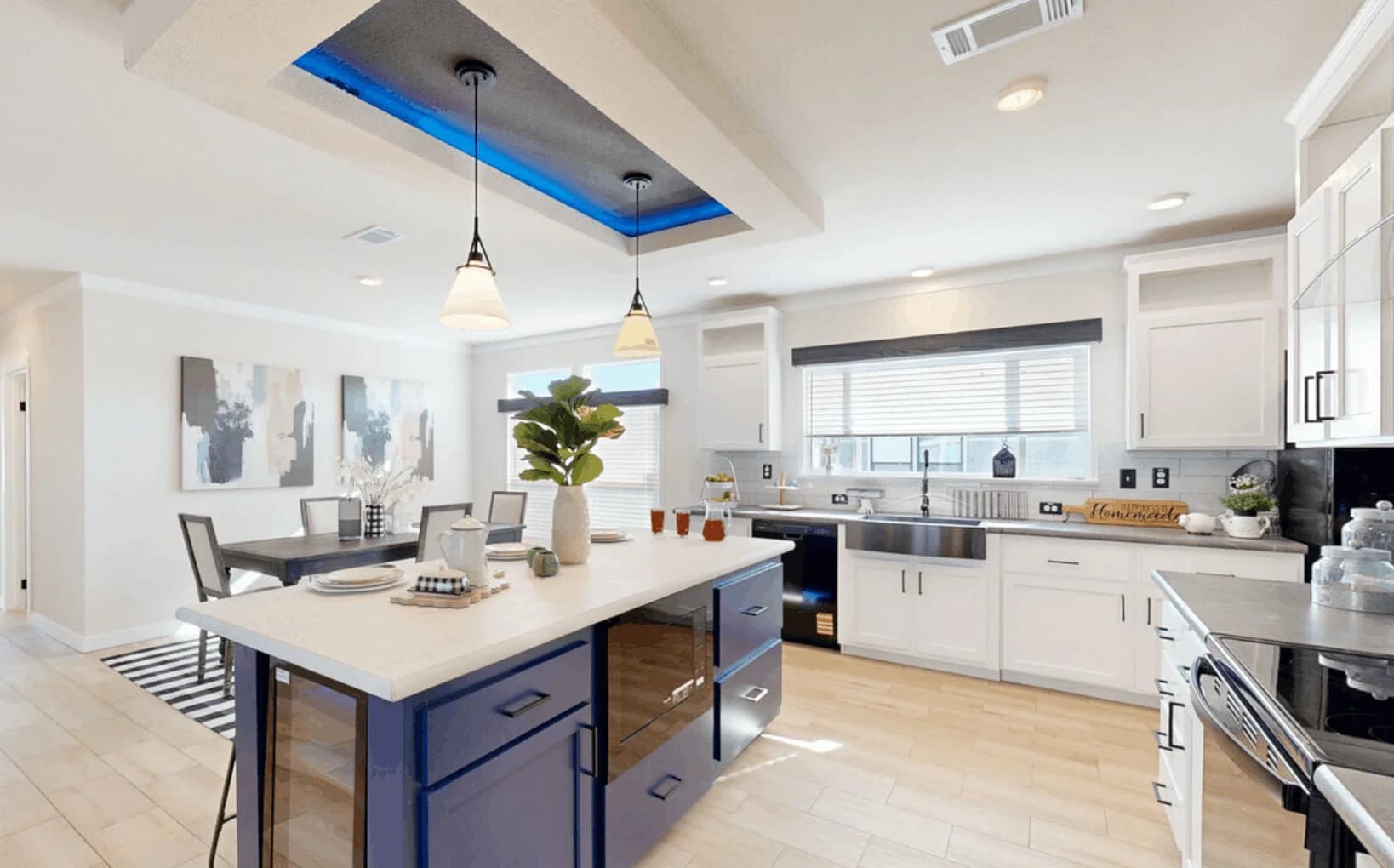 Cimarron 32563a kitchen home features