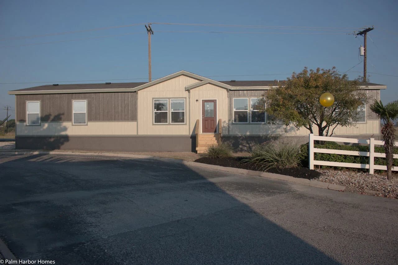 Sonora ii 32763b elevation and exterior home features