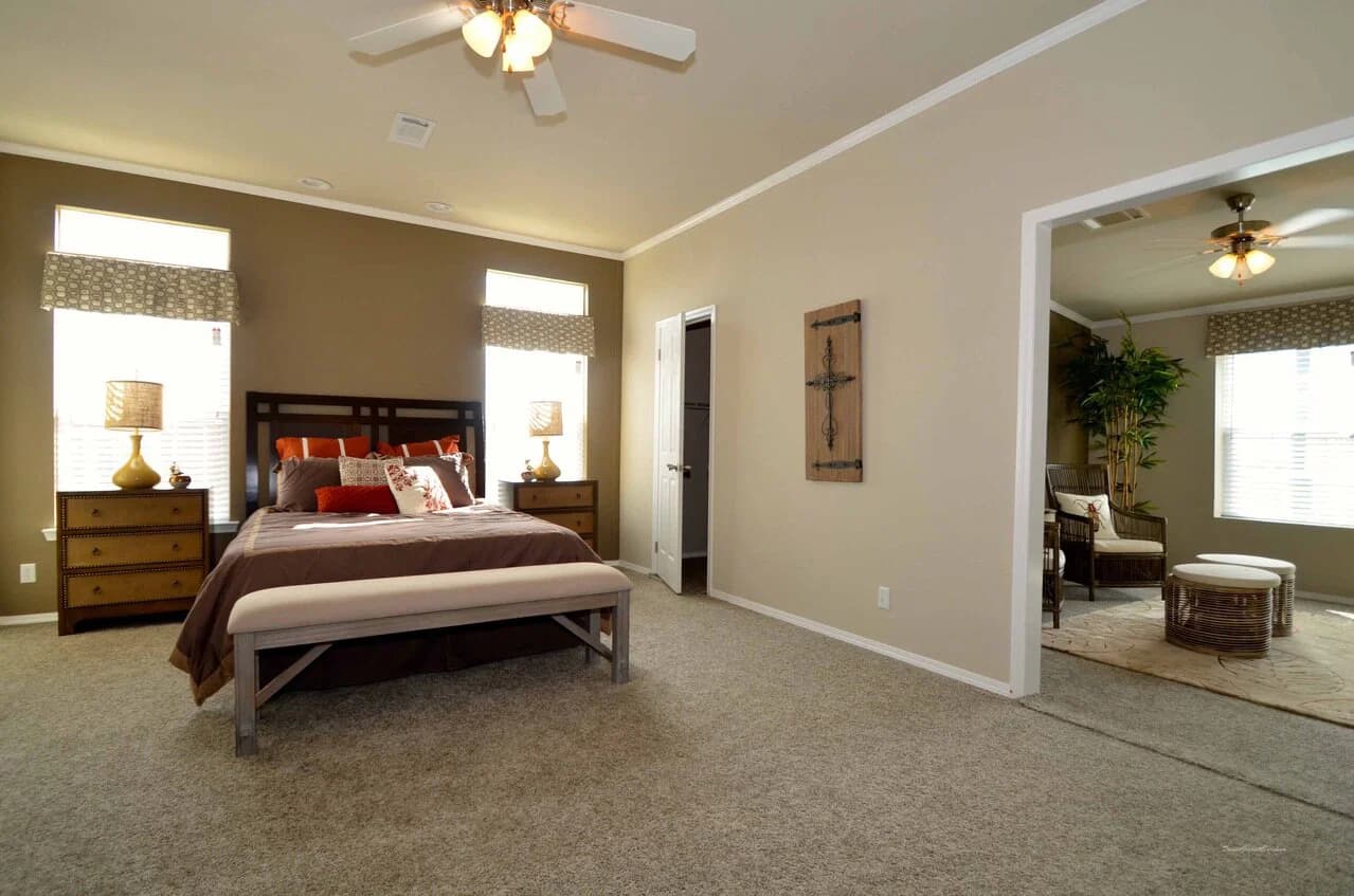Hacienda ii 41664a bedroom home features