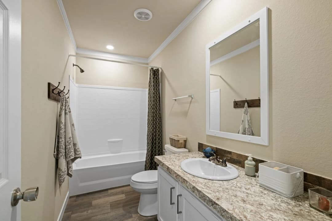 El rancho 32764a bathroom home features