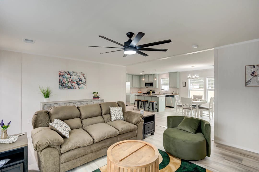 The thaddeus hero and interior home features