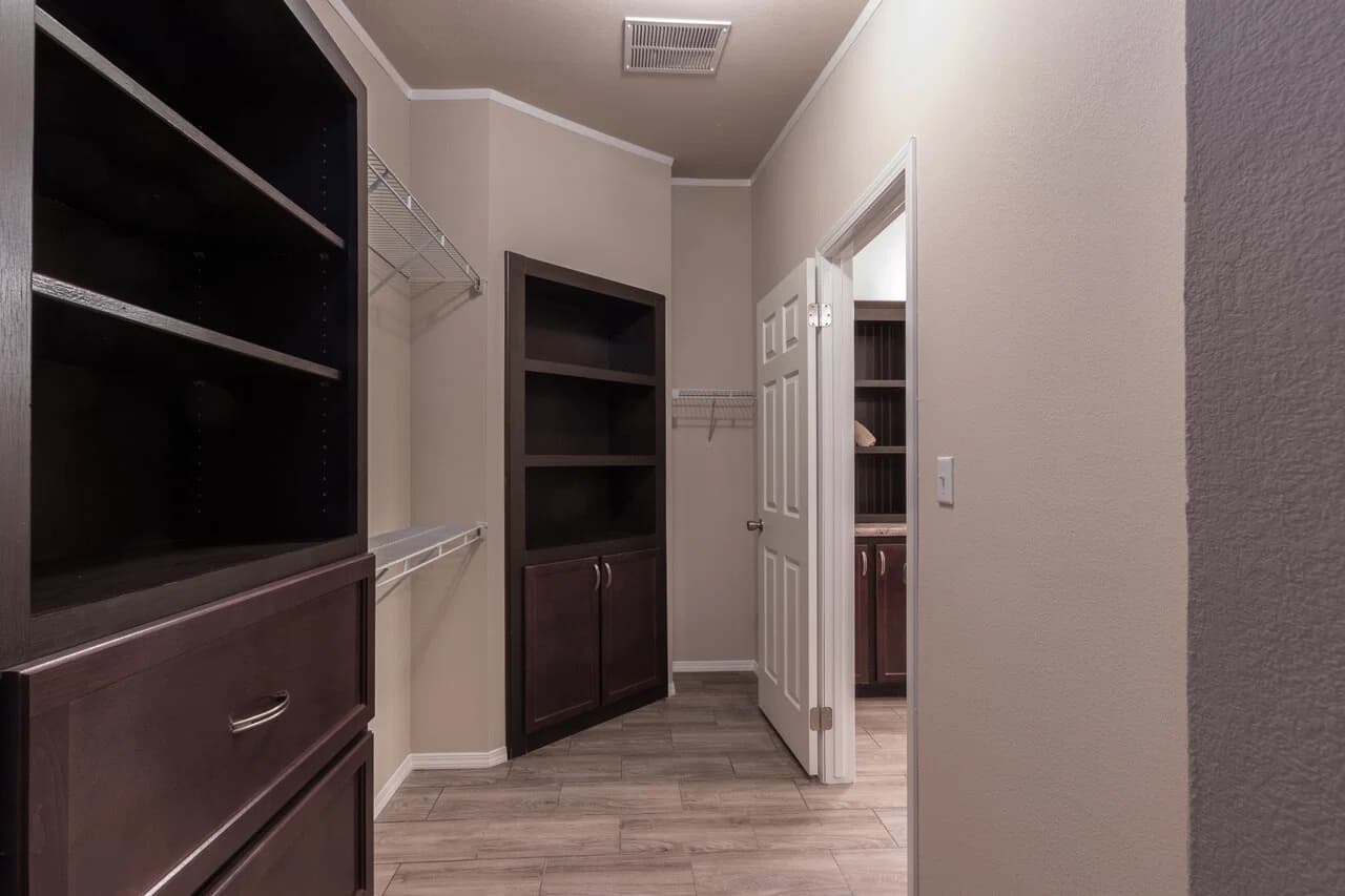 Big bend 32764g interior home features