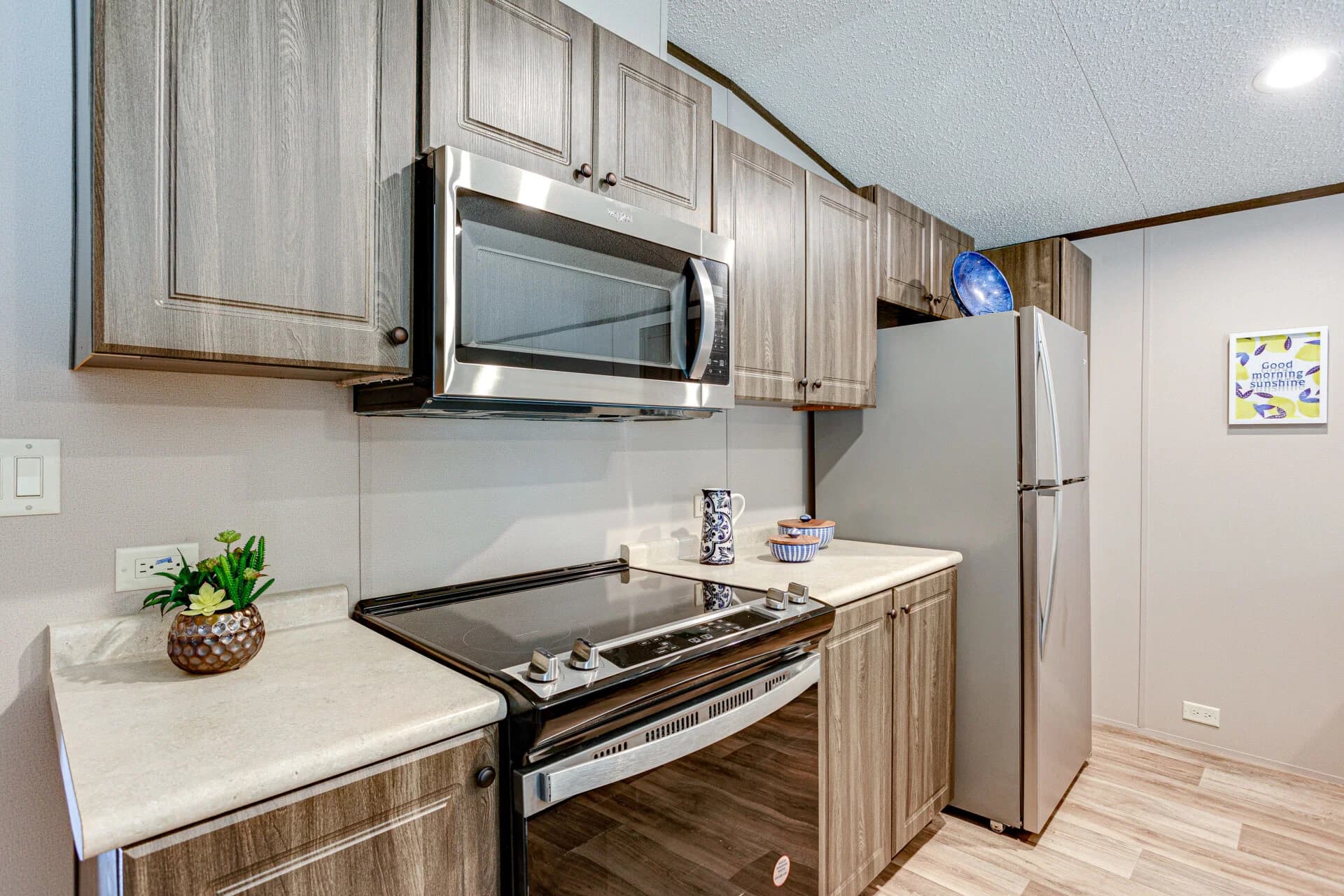 Select s-1672-32b kitchen home features